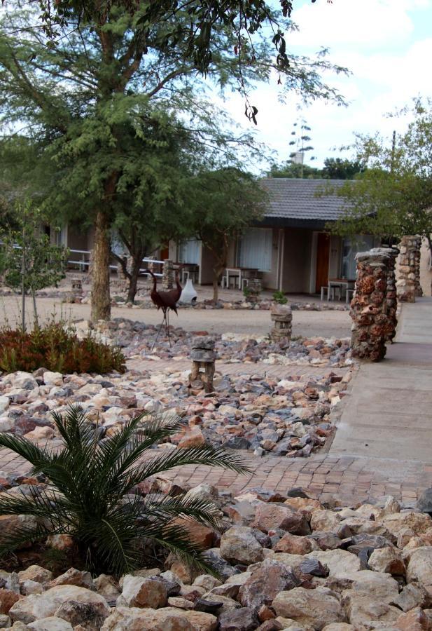 Etotongwe Lodge Оучо Екстер'єр фото